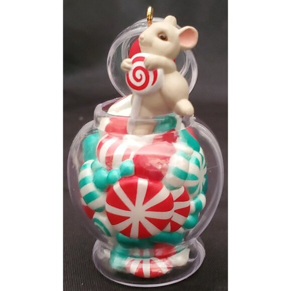 Hallmark CANDY CAPER Christmas Ornament mouse in jar of mint & sweets Dated 1994 - Picture 14 of 16